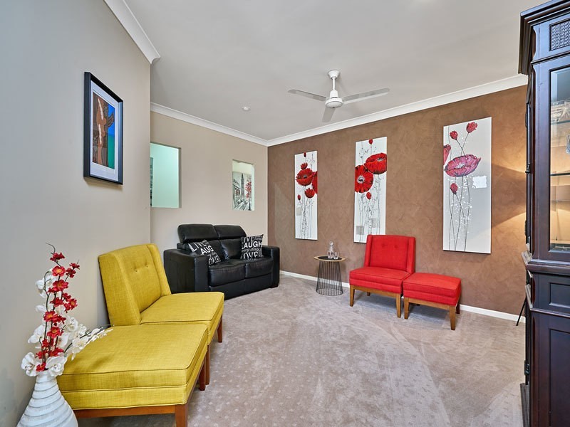 39 Seaways Street, Trinity Beach QLD 4879