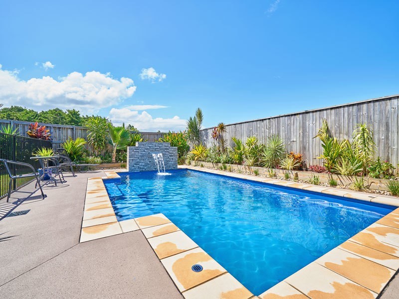 39 Seaways Street, Trinity Beach QLD 4879