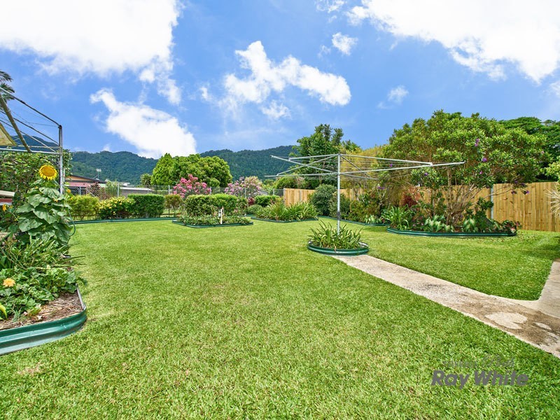 49 Yarrum Street, Earlville QLD 4870