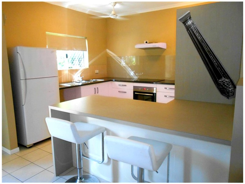 1/11 Pioneer Street, Manoora QLD 4870