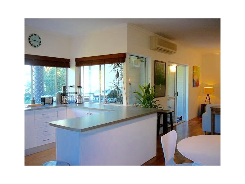 6/40-42 Old Smithfield Road, Freshwater QLD 4870