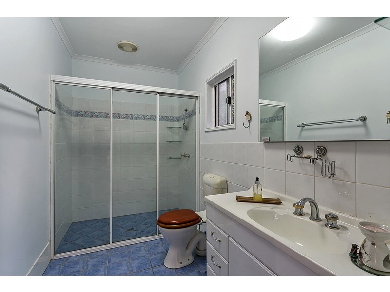 3 Dugong Close, Bentley Park QLD 4869