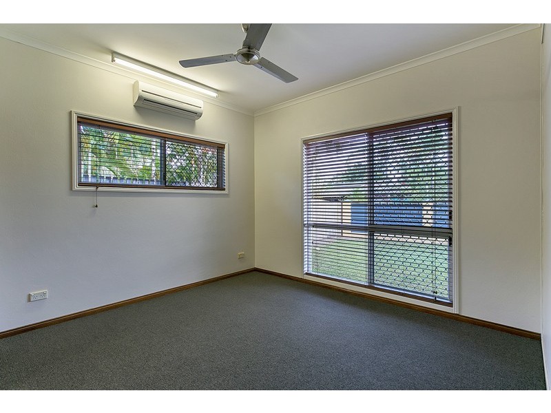 3 Dugong Close, Bentley Park QLD 4869