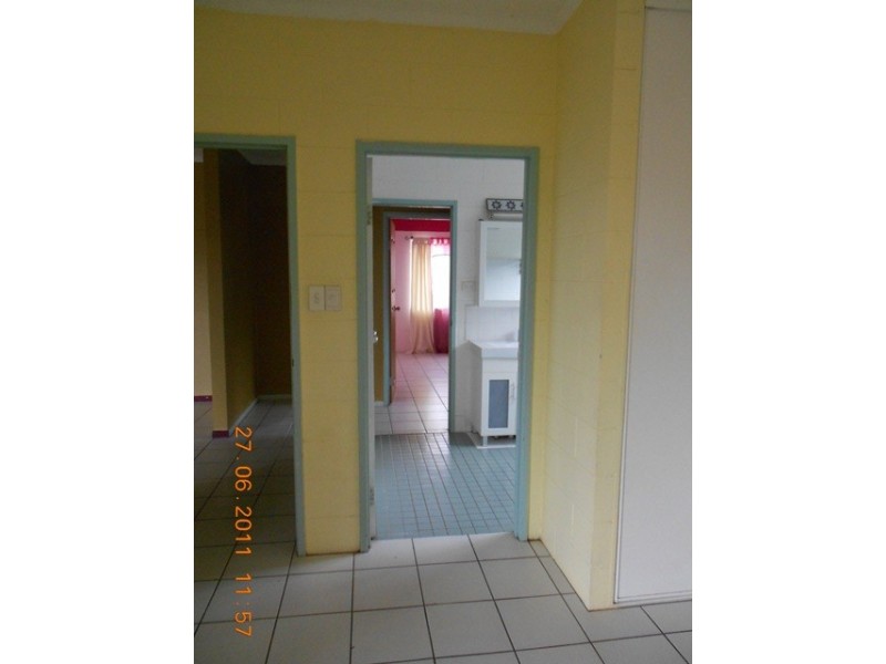 Bentley Park QLD 4869