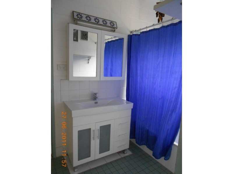 Bentley Park QLD 4869