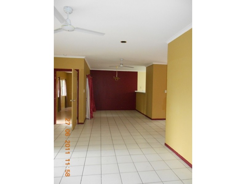 Bentley Park QLD 4869