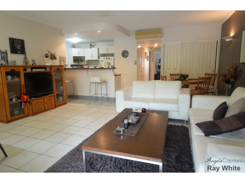 8/30-32 Digger Street, Cairns North QLD 4870