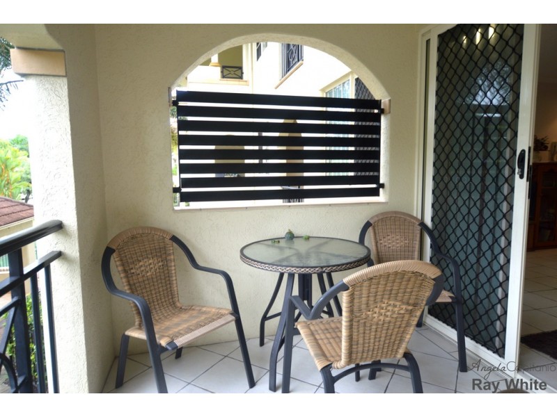 8/30-32 Digger Street, Cairns North QLD 4870