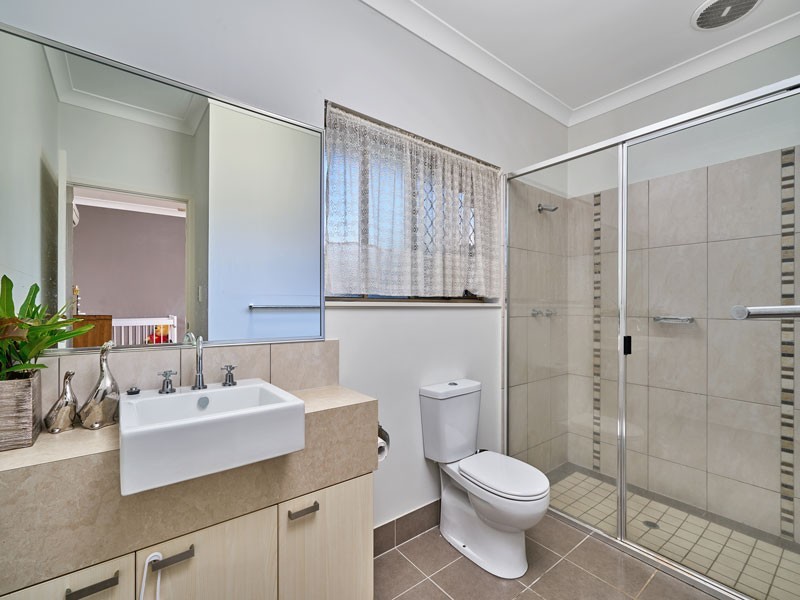 12 Kidman Street, White Rock QLD 4868