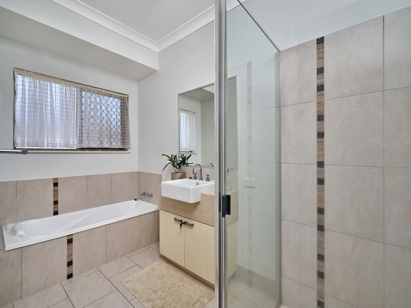 12 Kidman Street, White Rock QLD 4868