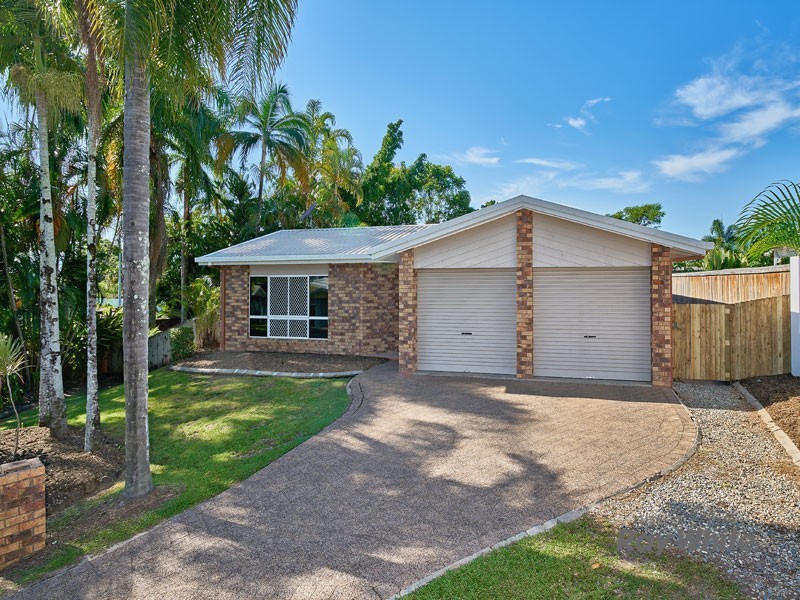 1 Summer Hill Drive, Mooroobool QLD 4870