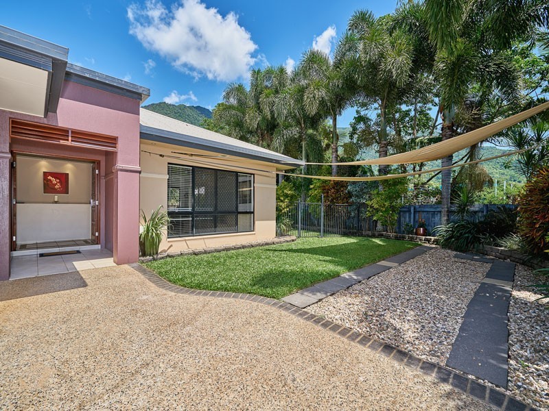 69 Jungara Road, Redlynch QLD 4870