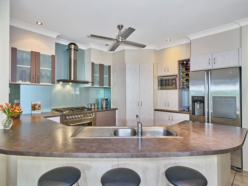 69 Jungara Road, Redlynch QLD 4870