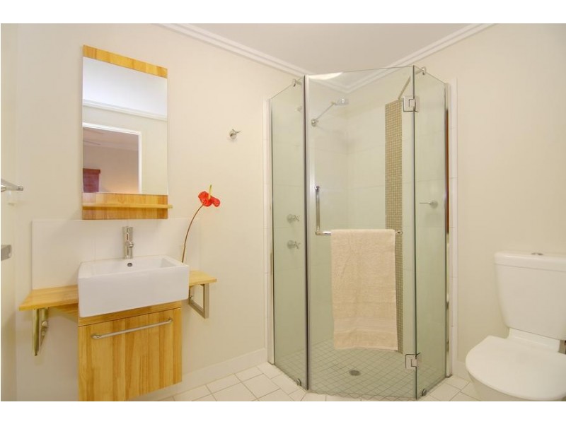 2404/40 Clifton Road, Clifton Beach QLD 4879