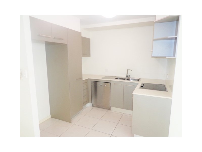 1/21 Digger Street, Cairns North QLD 4870