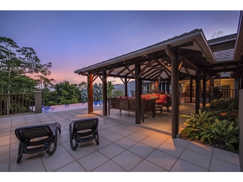 44 Gloucester Street, Whitfield QLD 4870