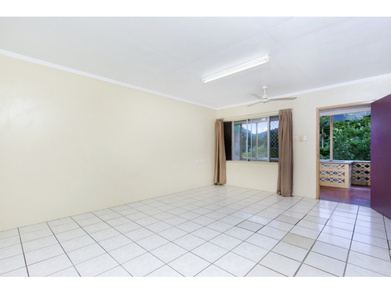 180 McManus Street, Whitfield QLD 4870