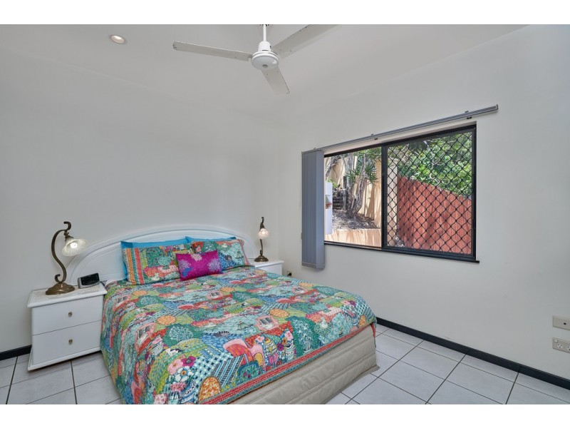 48 Summer Hill Drive, Mooroobool QLD 4870