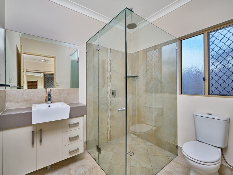25 Fossilbrook Bend, Trinity Park QLD 4879