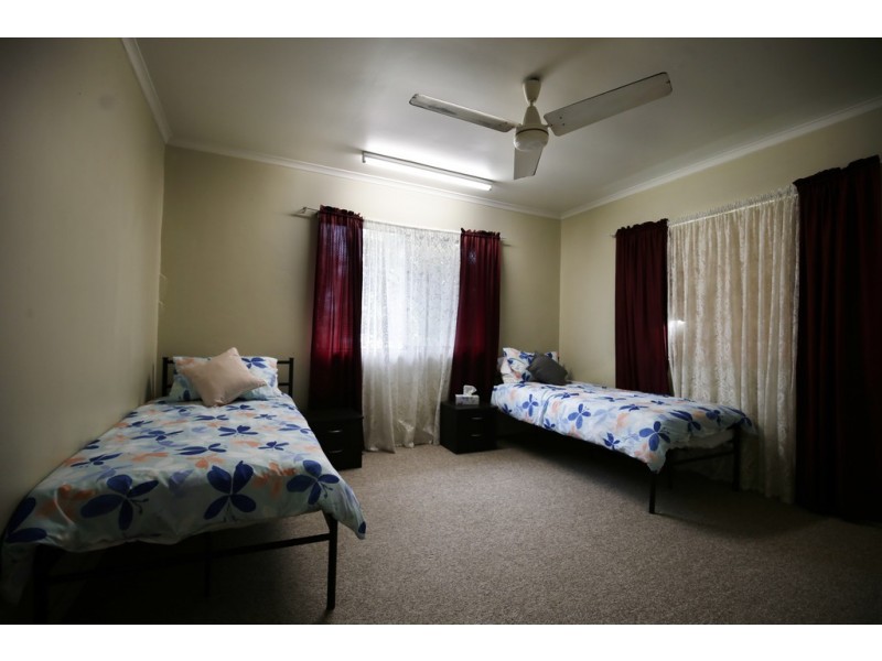 138 Hoare Street, Manunda QLD 4870