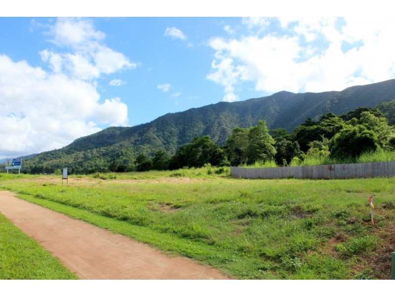 82-84 Intake Road, Redlynch QLD 4870