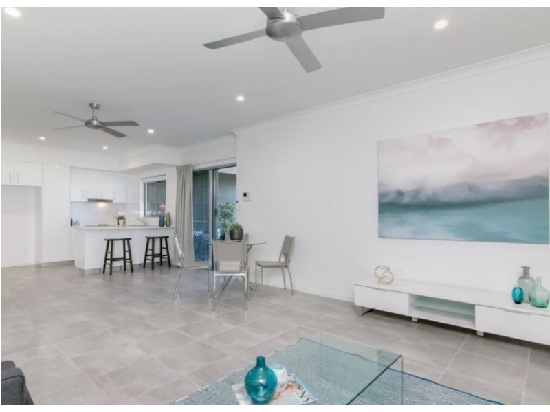 4/211-212 Kamerunga Road, Freshwater QLD 4870