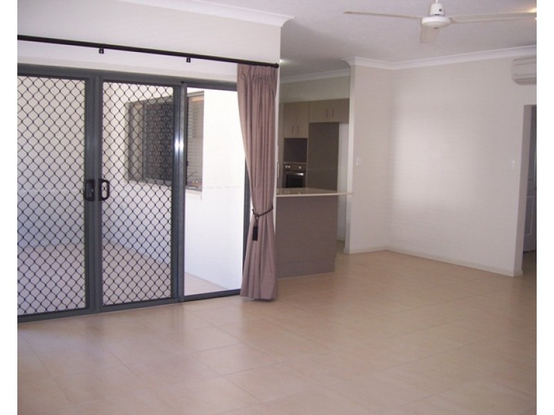 15/14-16 Macilwraith Street, Manoora QLD 4870