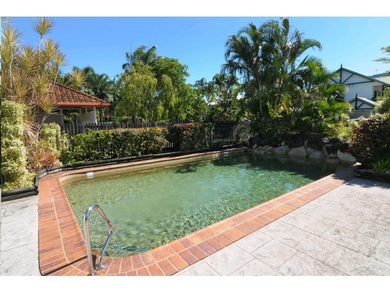 6/9 Springfield Crescent, Manoora QLD 4870