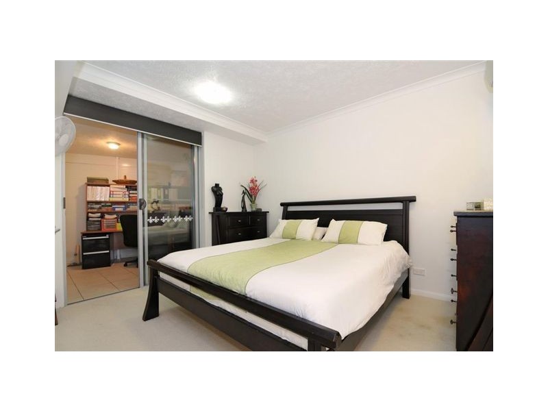 Cairns City QLD 4870