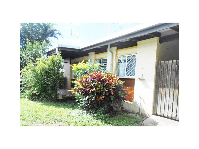 67 Birch Street, Manunda QLD 4870