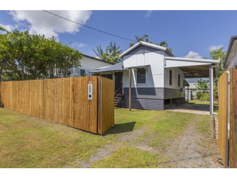 13 Ascot Avenue, Westcourt QLD 4870
