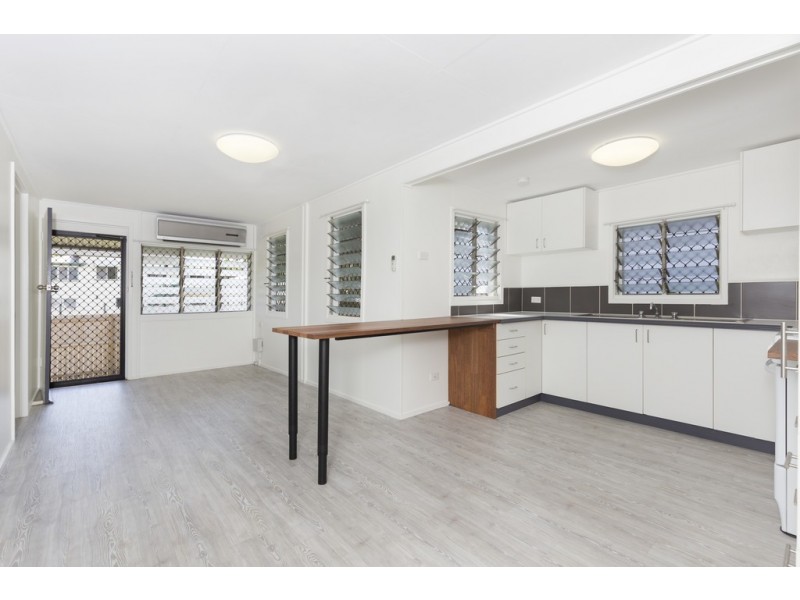 13 Ascot Avenue, Westcourt QLD 4870