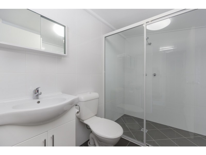 13 Ascot Avenue, Westcourt QLD 4870
