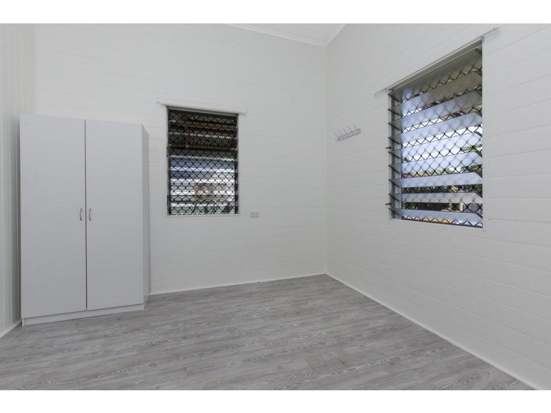 13 Ascot Avenue, Westcourt QLD 4870