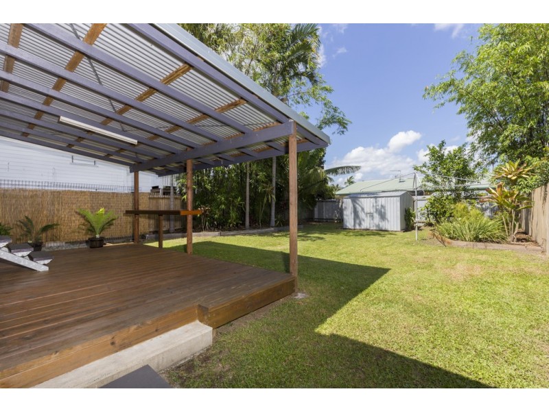 13 Ascot Avenue, Westcourt QLD 4870