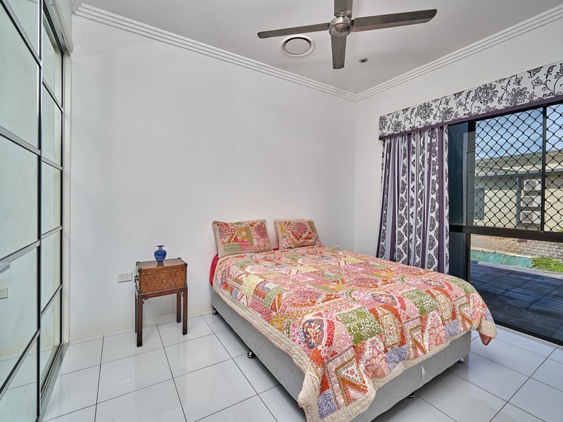 10 Sunbird Drive, Woree QLD 4868