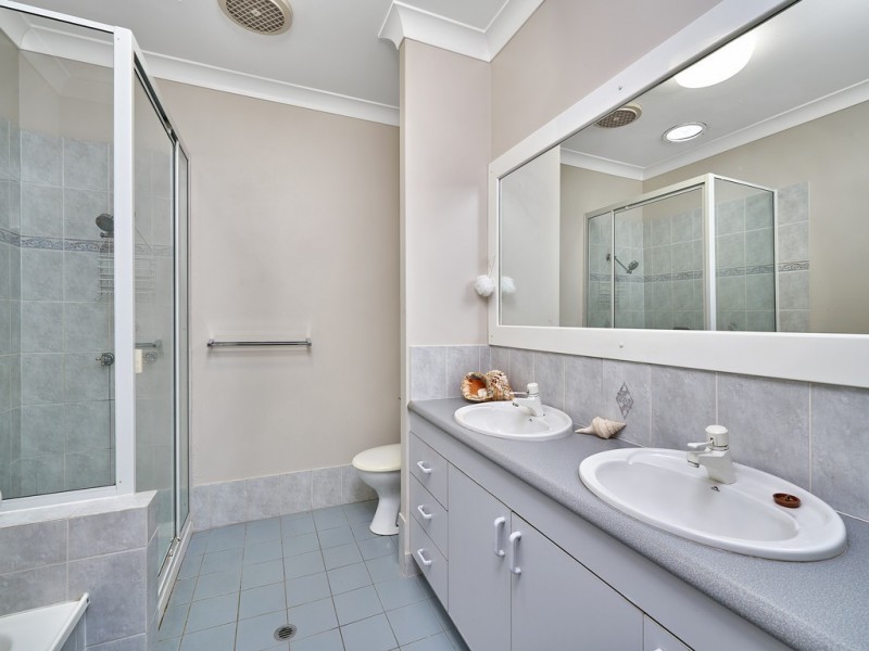 5/3 Quetta Close, Manoora QLD 4870