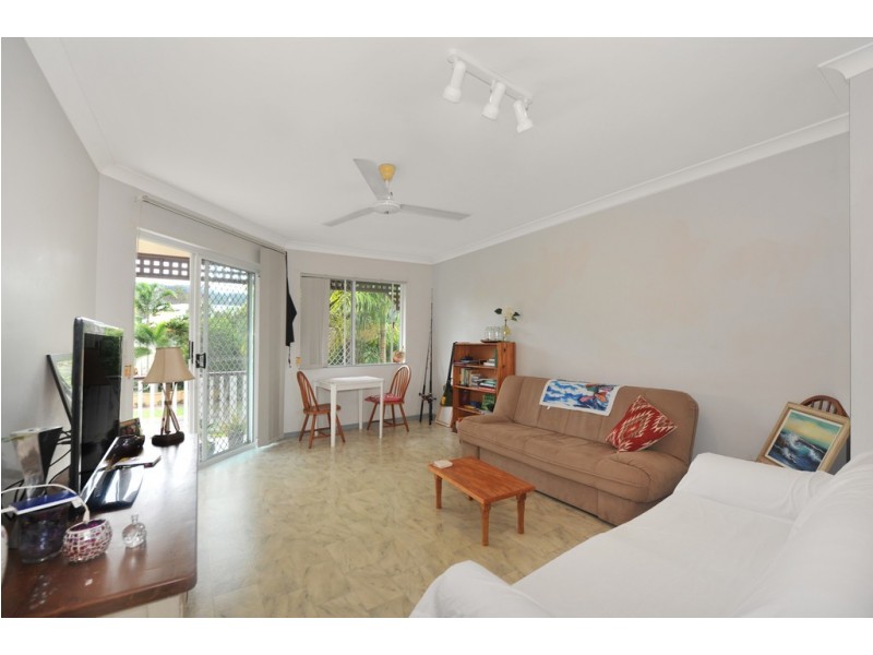 8/23 Springfield Crescent, Manoora QLD 4870