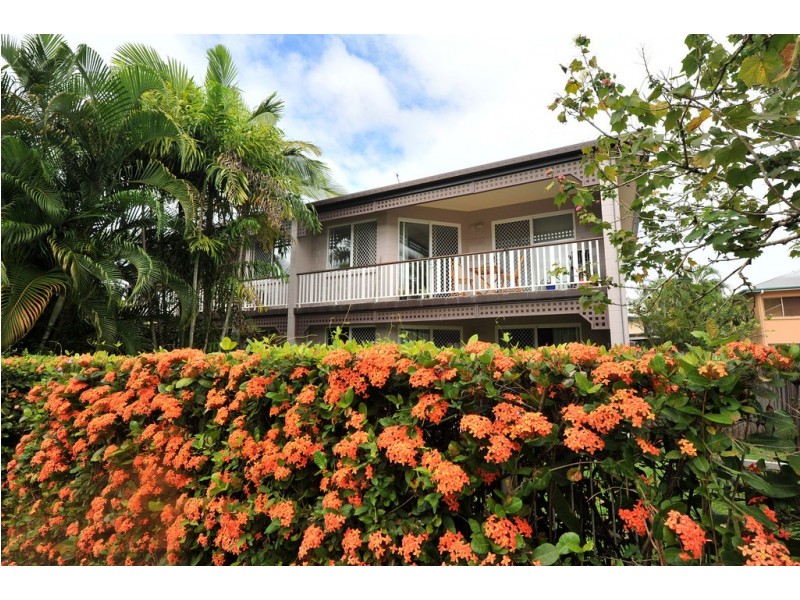 8/23 Springfield Crescent, Manoora QLD 4870