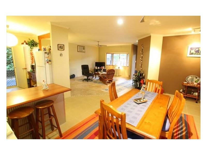 6 Milford Close, Kanimbla QLD 4870