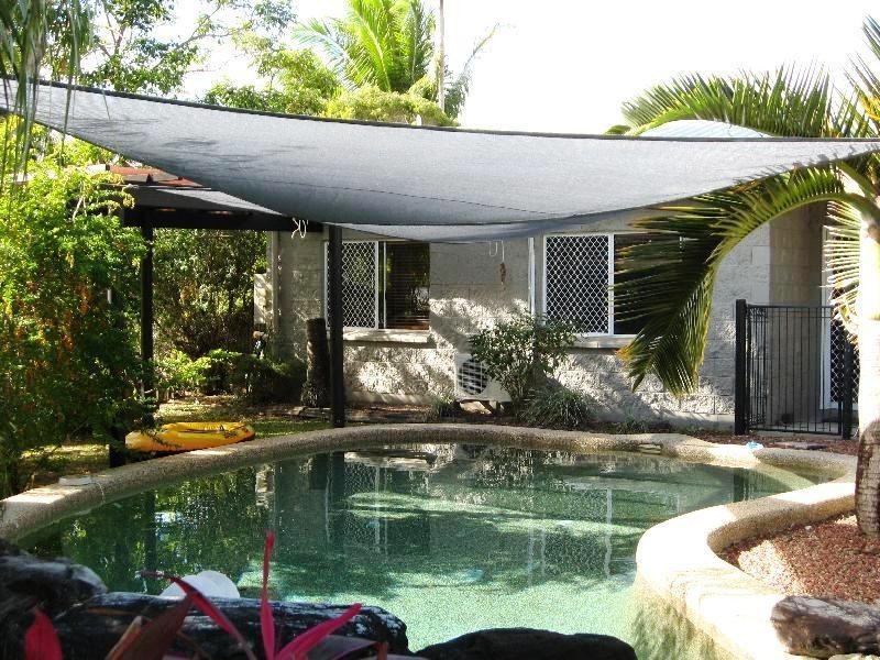 6 Milford Close, Kanimbla QLD 4870