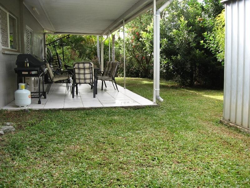 6 Milford Close, Kanimbla QLD 4870