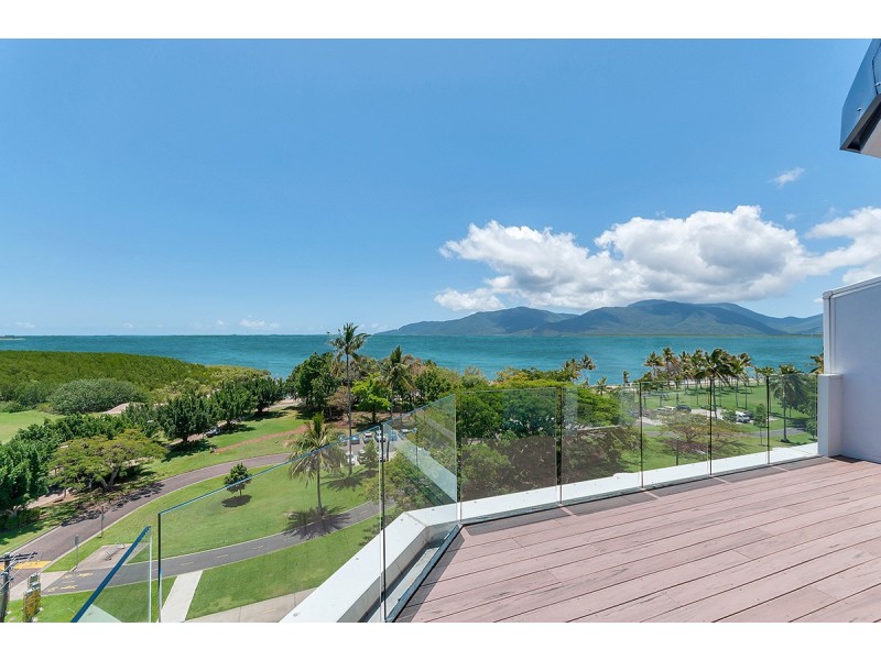 19/279 Esplanade, Cairns North QLD 4870