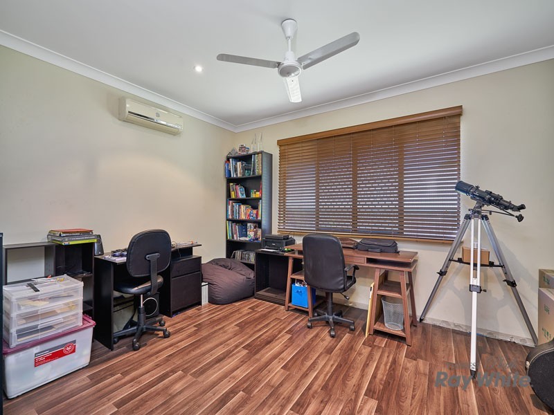 33 Fitzmaurice Drive, Bentley Park QLD 4869
