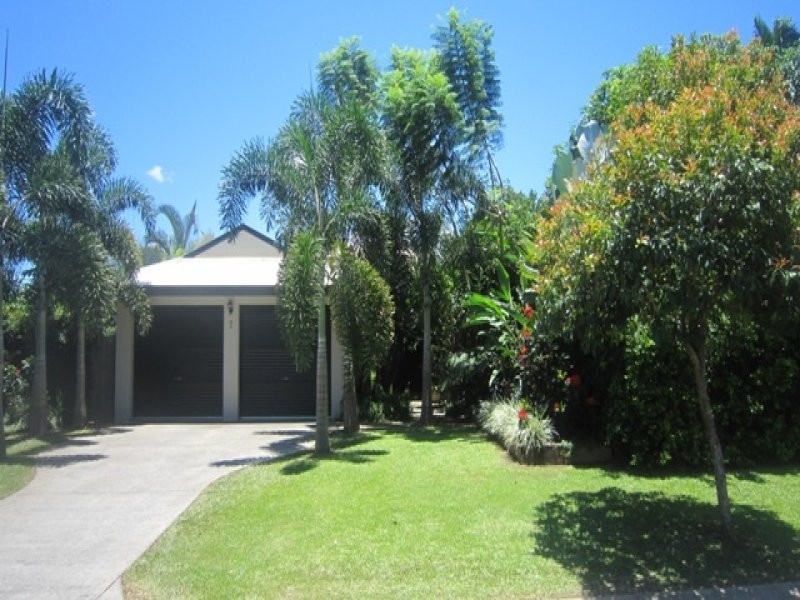 7 Millhouse Close, Edmonton QLD 4869