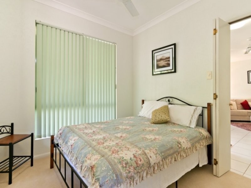 Bentley Park QLD 4869