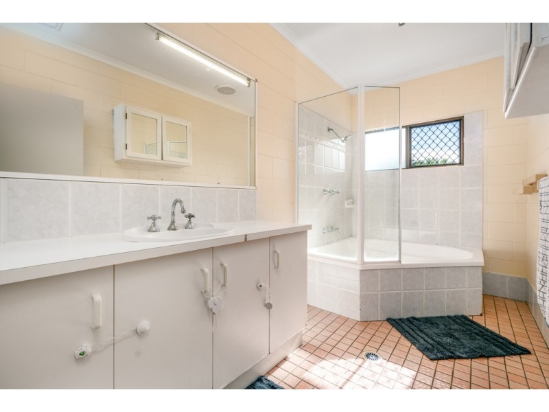 13-15 Fisher Road, Gordonvale QLD 4865