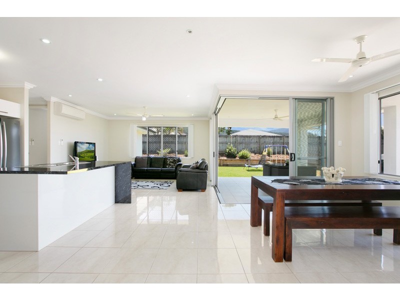 11 Knowlton Close, Gordonvale QLD 4865