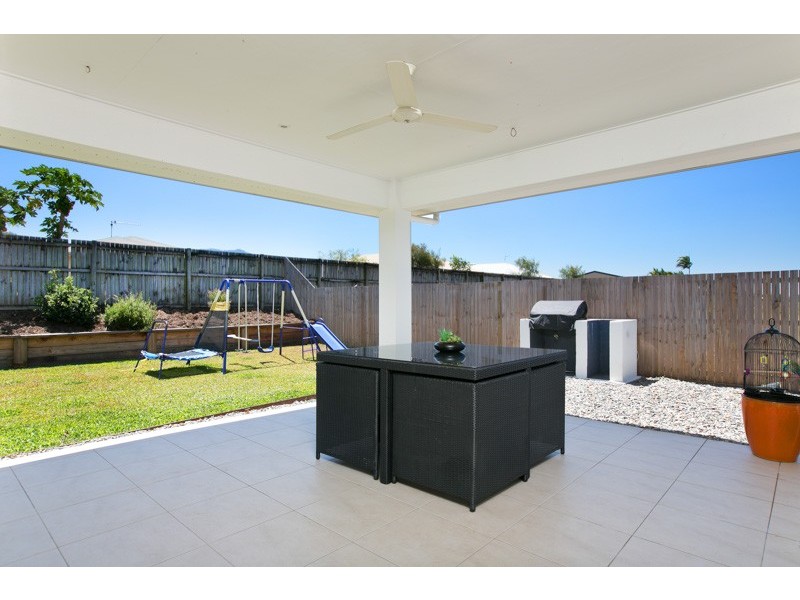 11 Knowlton Close, Gordonvale QLD 4865