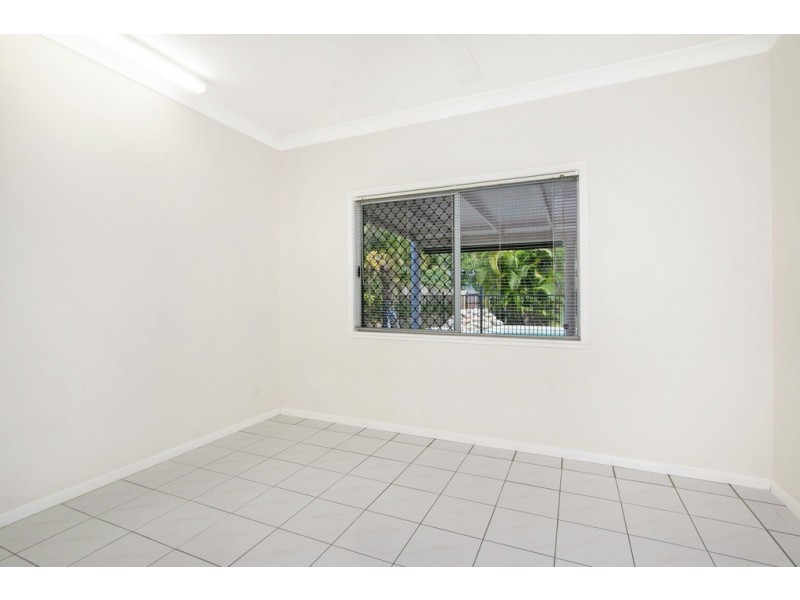 16 Palmer Close, Gordonvale QLD 4865